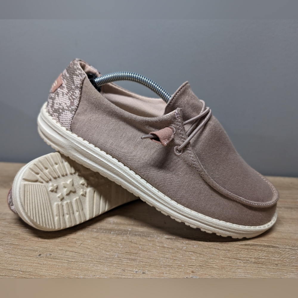 Hey Dude Wendy Stretch FleeceComfort Walking Shoes Women's Sz 8 Sepia Rose Pink
